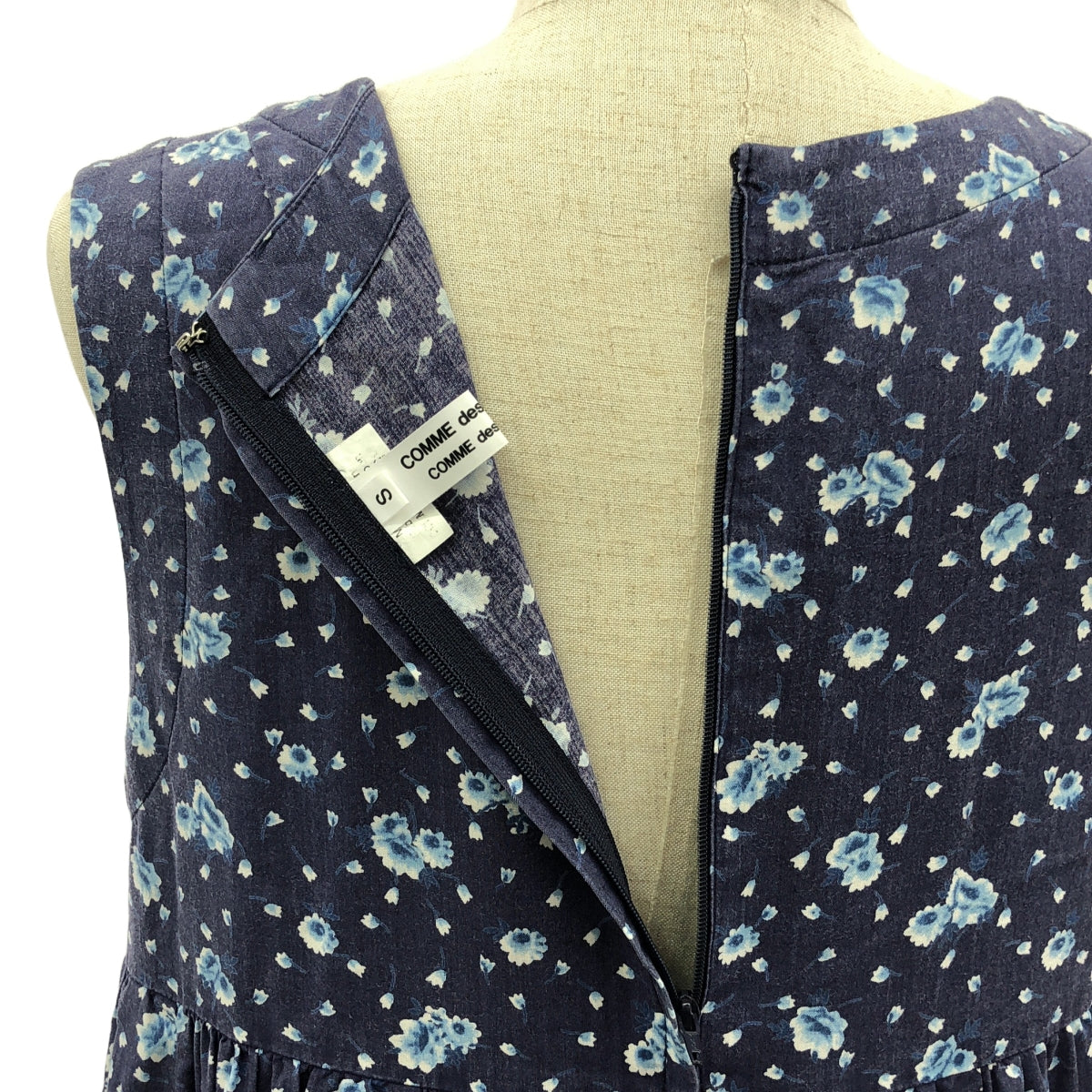 COMME des GARCONS COMME des GARCONS / Comme des | 2022春夏 |花卉印花混合材質無袖連身裙 | S |藍色/白色|女性的