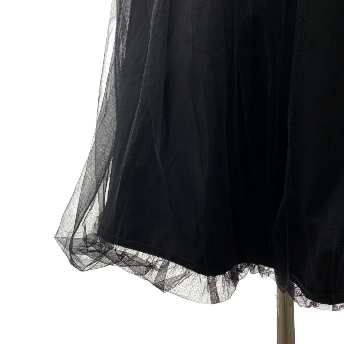 [狀況極佳] noir kei ninomiya | 2024 秋冬系列 | 薄紗對接口袋繫帶蓬鬆半身裙 | S碼 | 黑色 | 女款