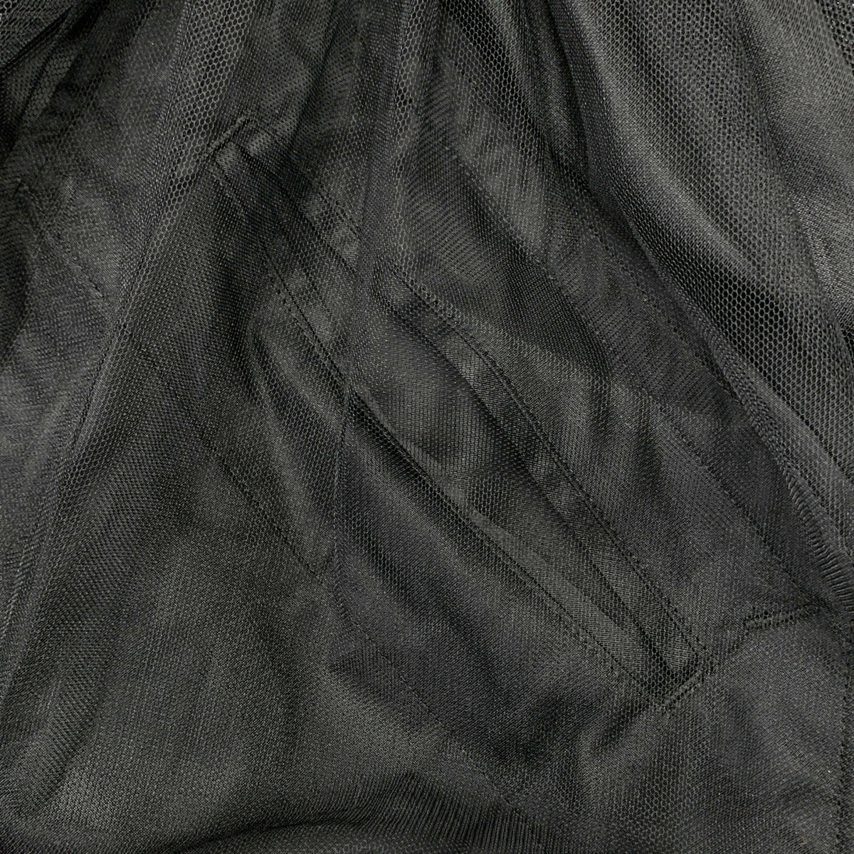 [狀況極佳] noir kei ninomiya | 2024 秋冬系列 | 薄紗對接口袋繫帶蓬鬆半身裙 | S碼 | 黑色 | 女款