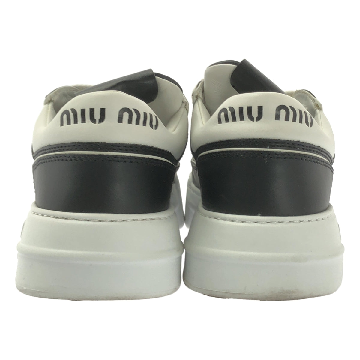【미품】 miu miu / 뮤 뮤 | 가죽 운동화 | 37 | 블랙 | 여성