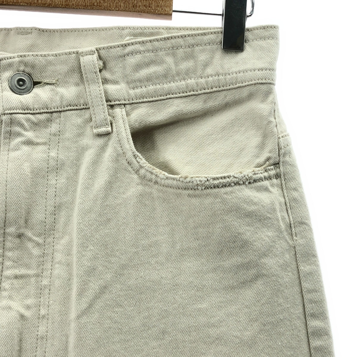 [狀況極佳] KURO | DENIM | 毛邊牛仔褲 | 29碼 | 米色 | 女款