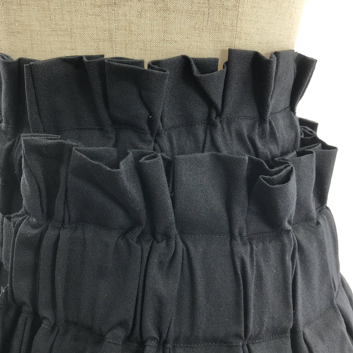 美品　ノワールケイニノミヤ　スカート　レース　XS 黒 ノワールケイニノミヤ スカート ウールフリル段々スカート 24AW 3N