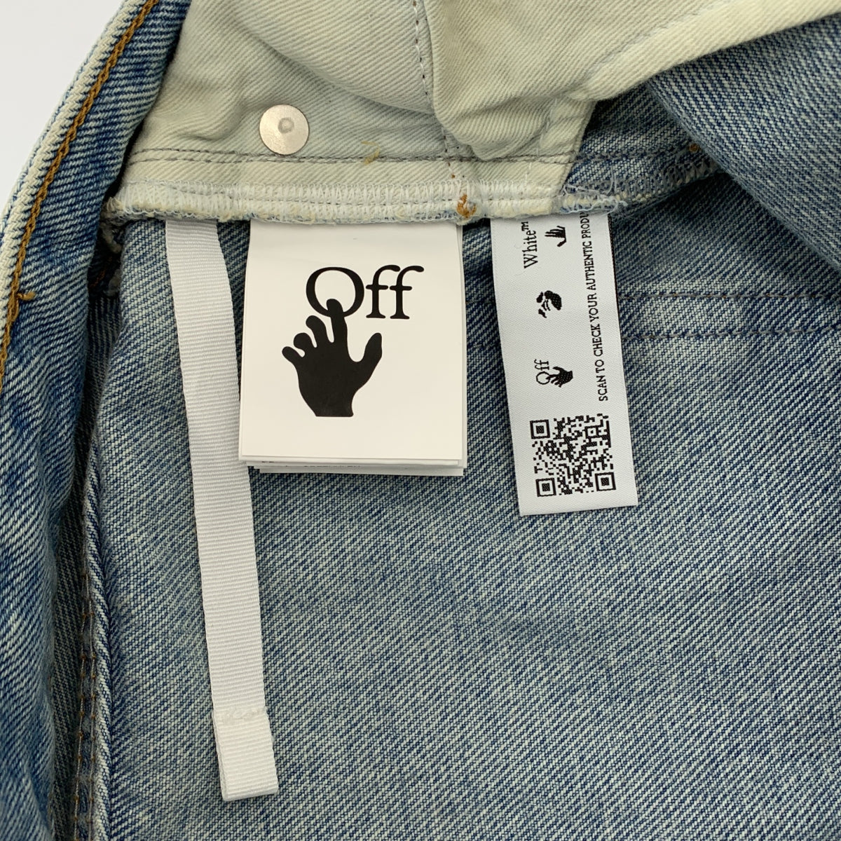 Off-White / 오프 화이트 | 프론트 로고 패치 데님 테이퍼드 팬츠 | 26 |