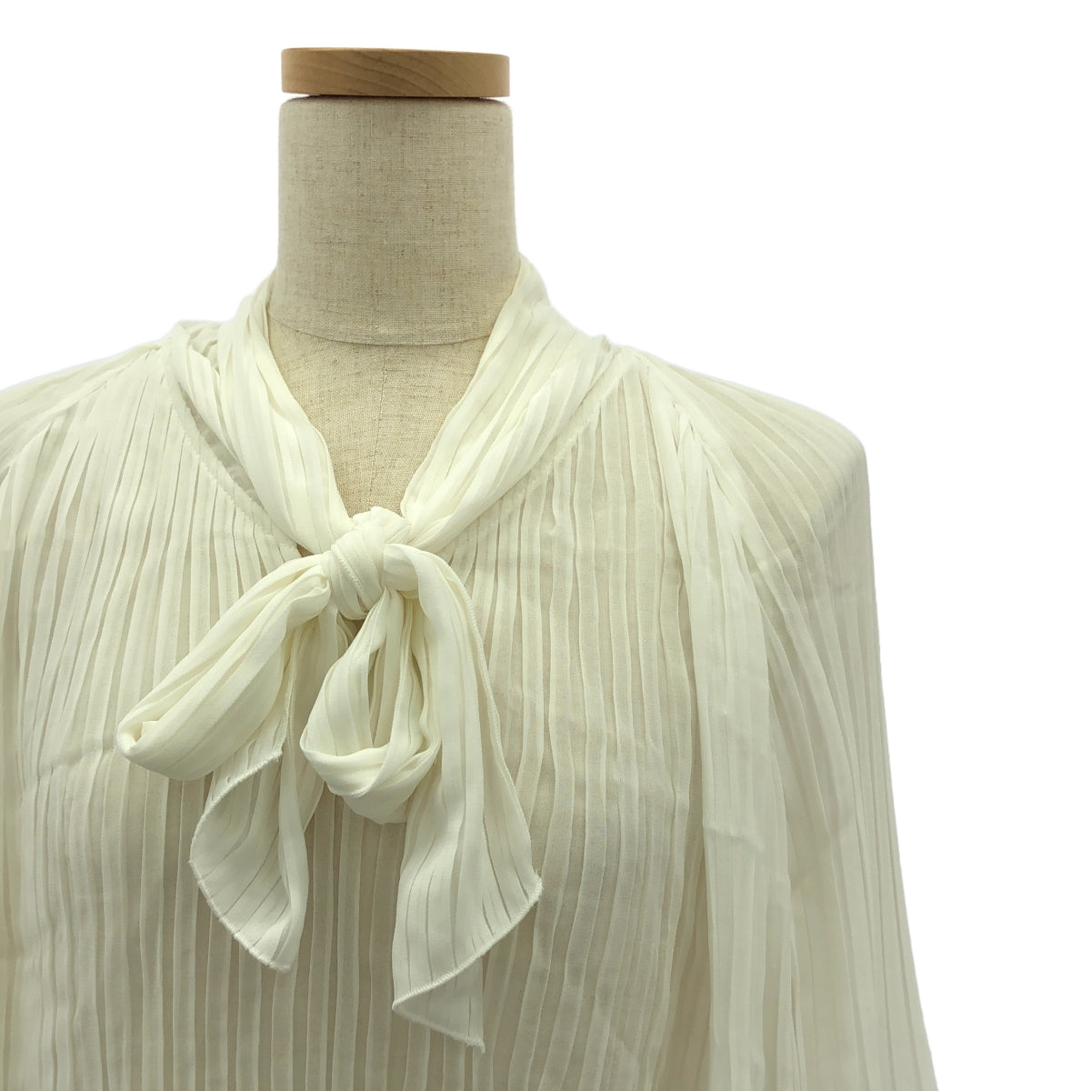 Tomorrowland BALLSEY / 투모로랜드 볼지 | 폴리 에스테르 쉬폰 주름 보우타이 블라우스 | 36 | 화이트 | 여성