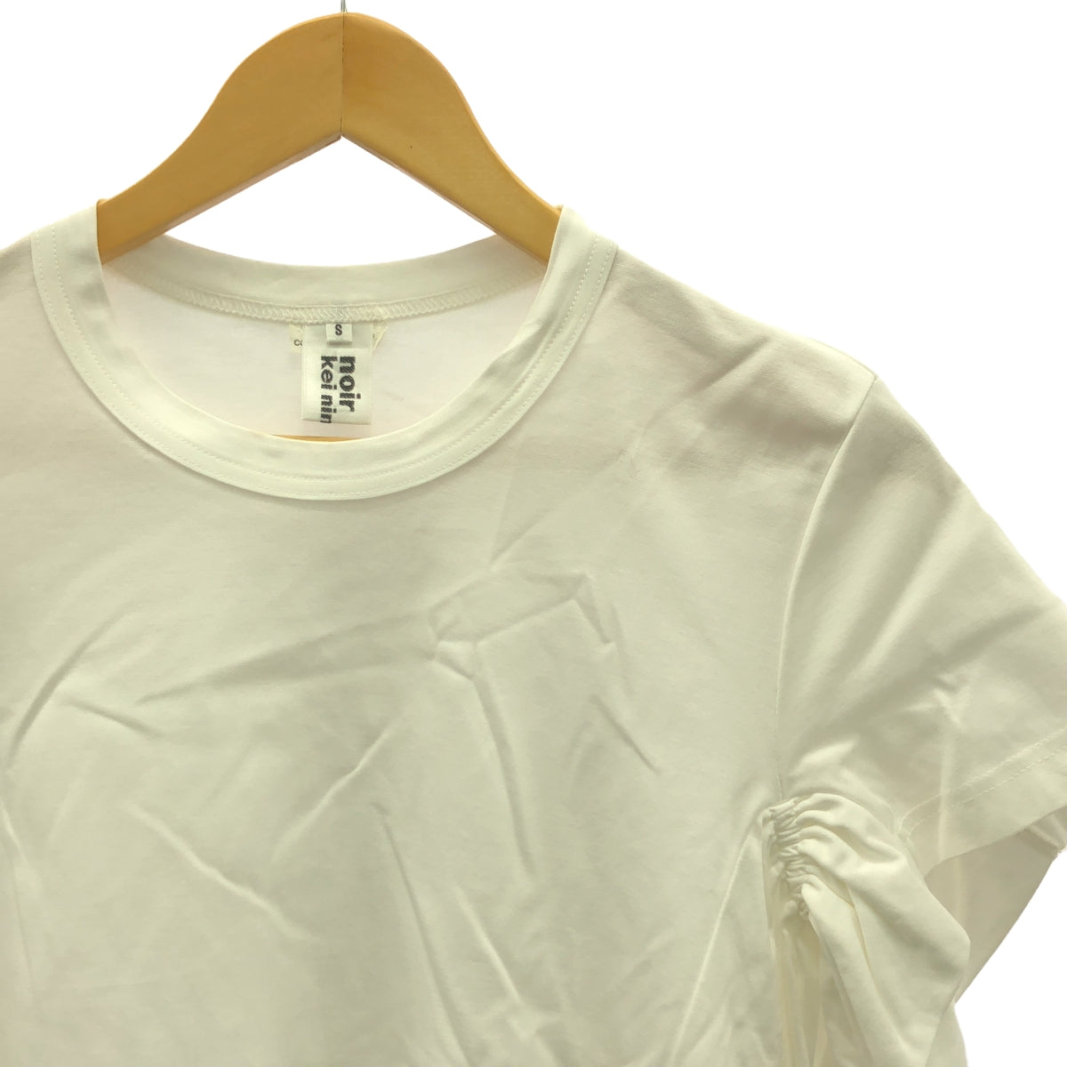 noir kei ninomiya | Comme des Garcons Side Gathered Crew Neck T-Shirt | S | White | Women's