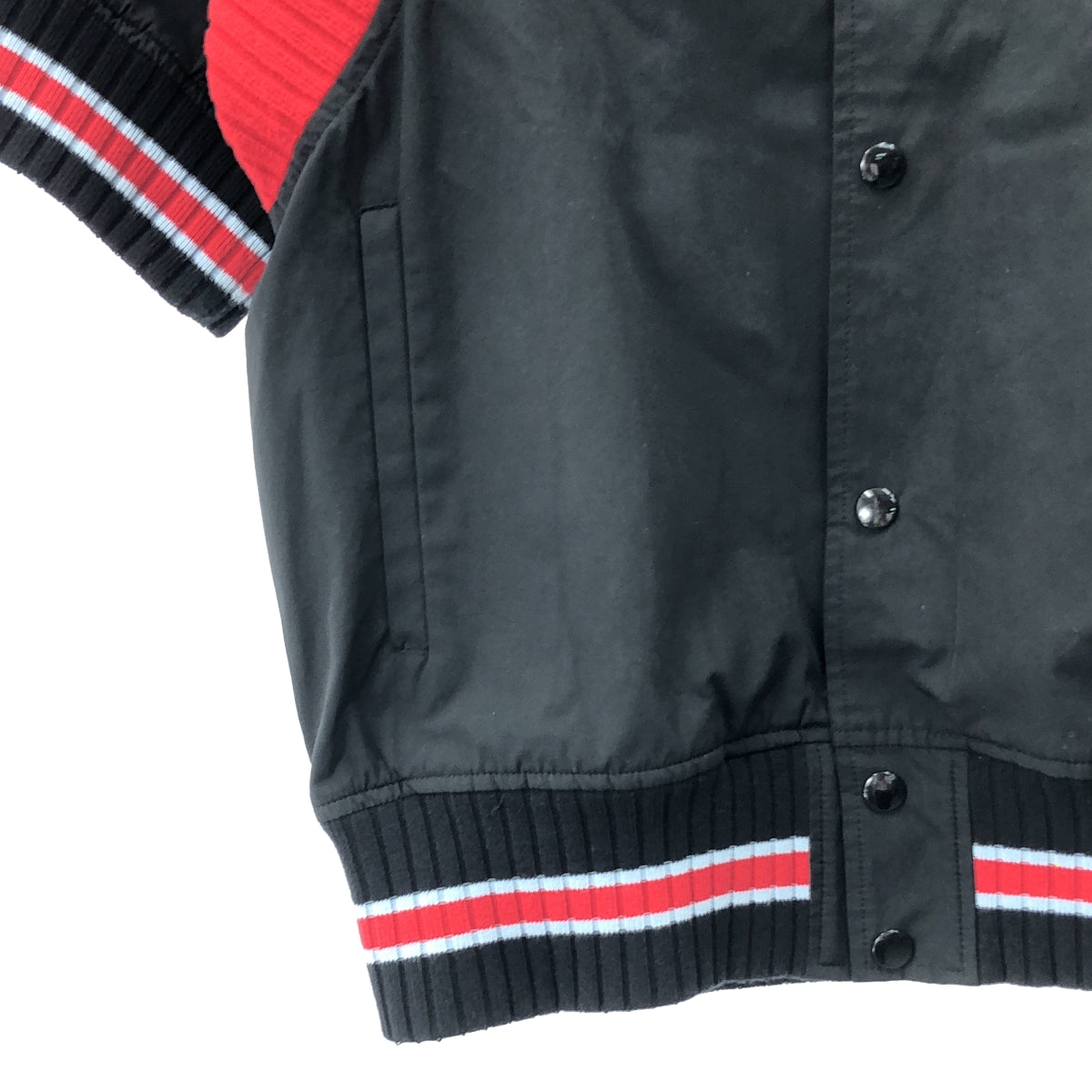 LITTLEBIG | 2023 春夏 | 半獎夾克，短袖，46 碼，黑色/紅色，男款