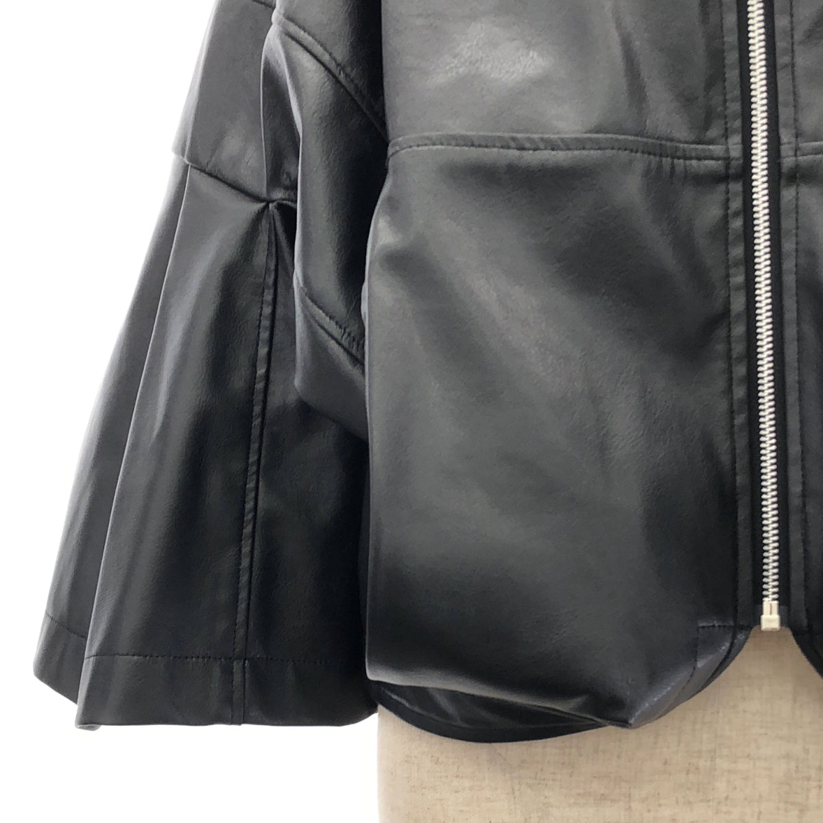 [Good Condition] JUNYA WATANABE | 2023AW | Deformed Volume Faux Leather Jacket Hoodie | XS | Black | Women's