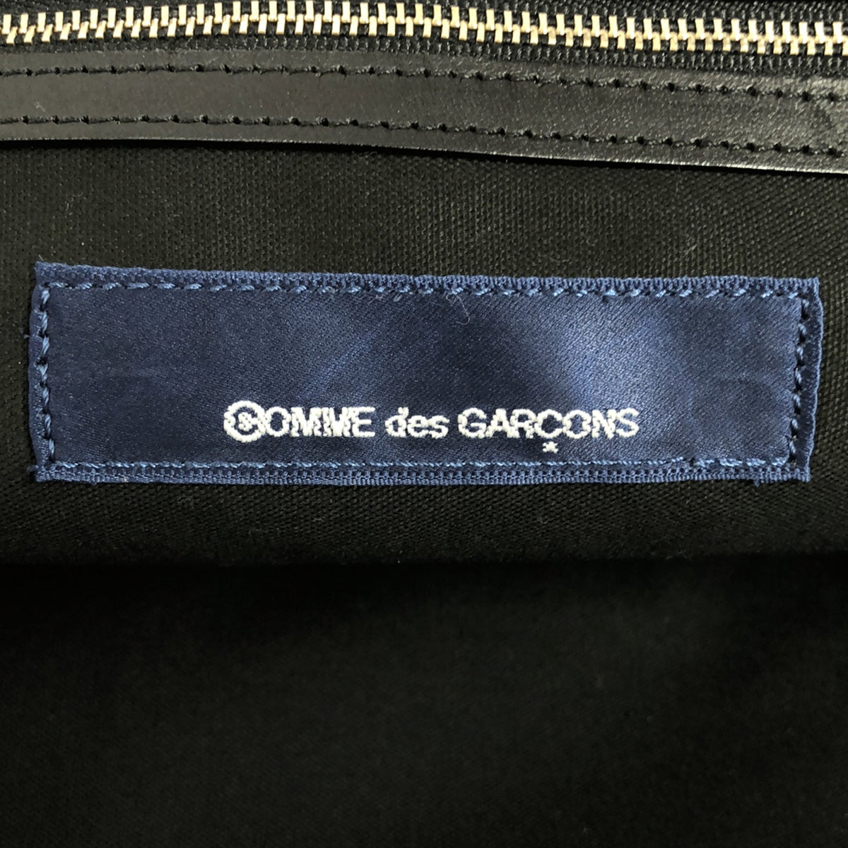 COMME des GARCONS / 컴데 갤슨 | 아오야마 사다리꼴 스티어 / 카우레더 서클 패치 핸드 토트 백 | 블랙/화이트 | 여성