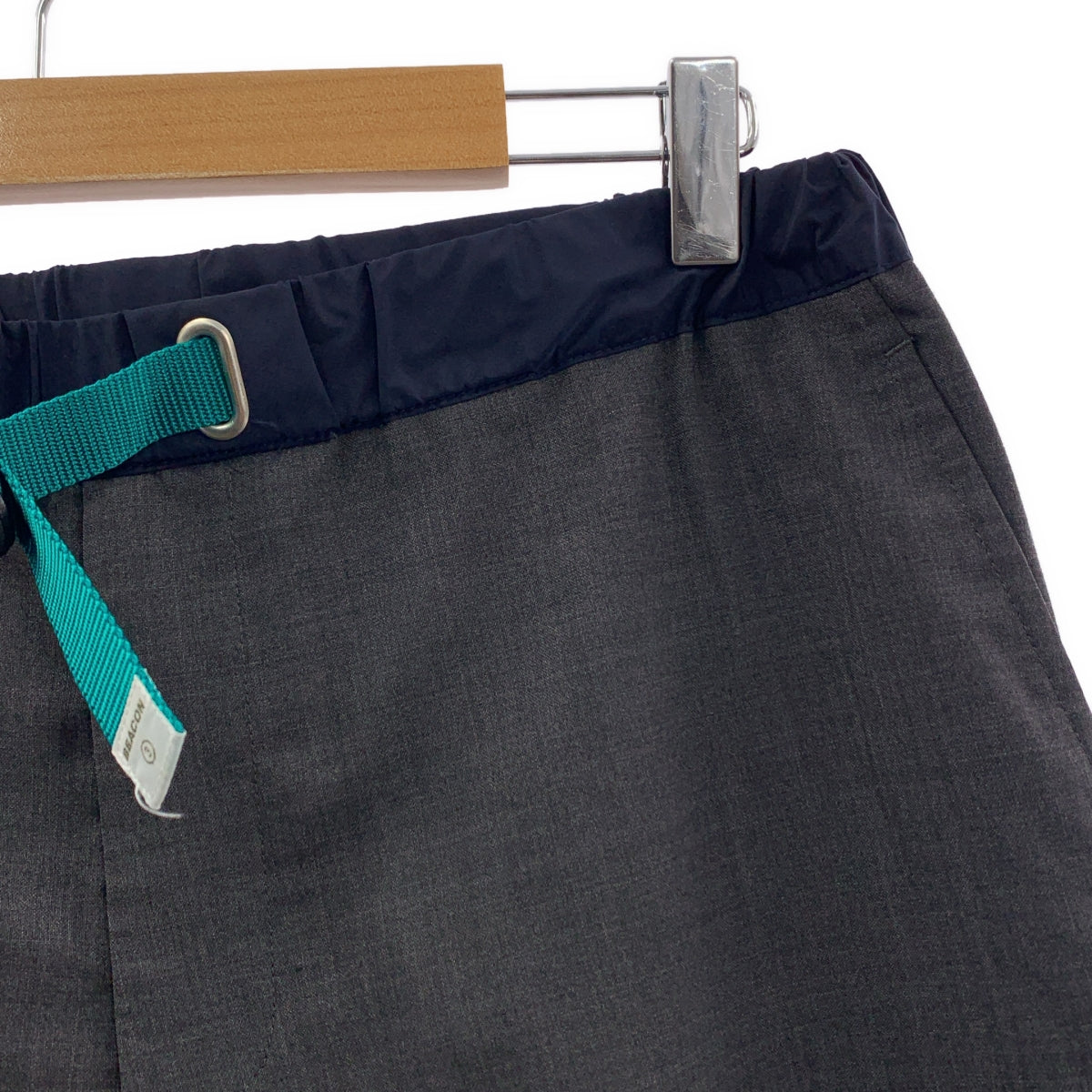 kolor BEACON / 컬러 비콘 | 트로피컬 울 벨티드 팬츠 | 3 | 차콜 그레이 | 남성