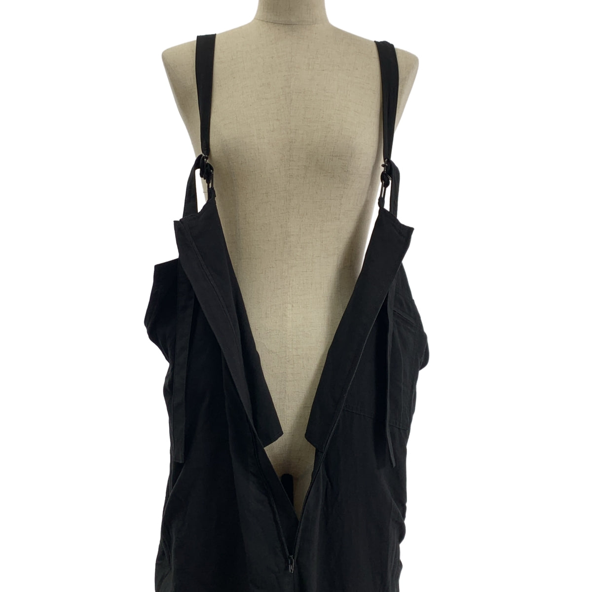 ヨウジヤマモト レーヨン サロペット タックドレス 黒1 STAFF STYLING｜THE SHOP YOHJI YAMAMOTO