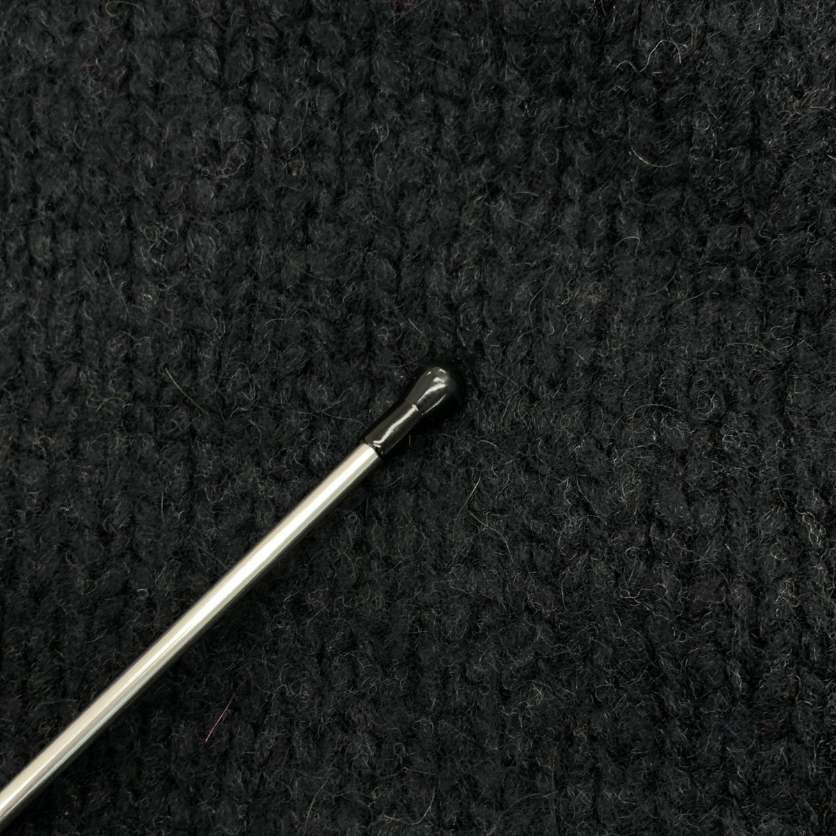 ANN DEMEULEMEESTER / 안두무르메스테르 | 본인기 테이프 가죽 오버사이즈 니트 | 38 |