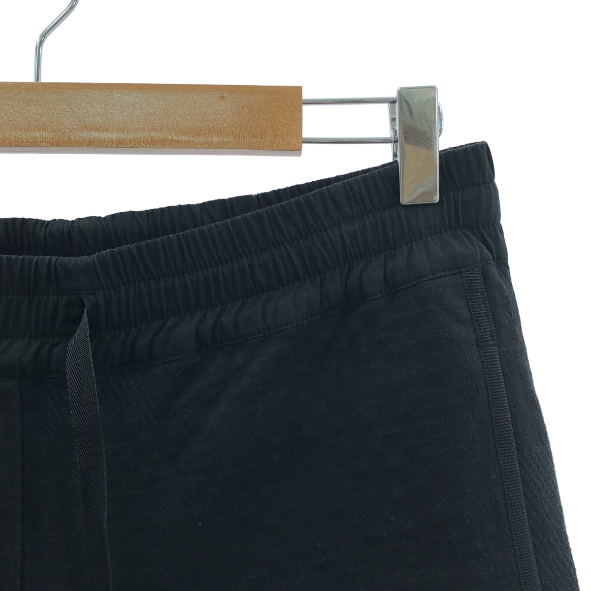 BYBORRE ⁄ BYBORRE スウェットパンツ メンズ バイボレ | クロップド