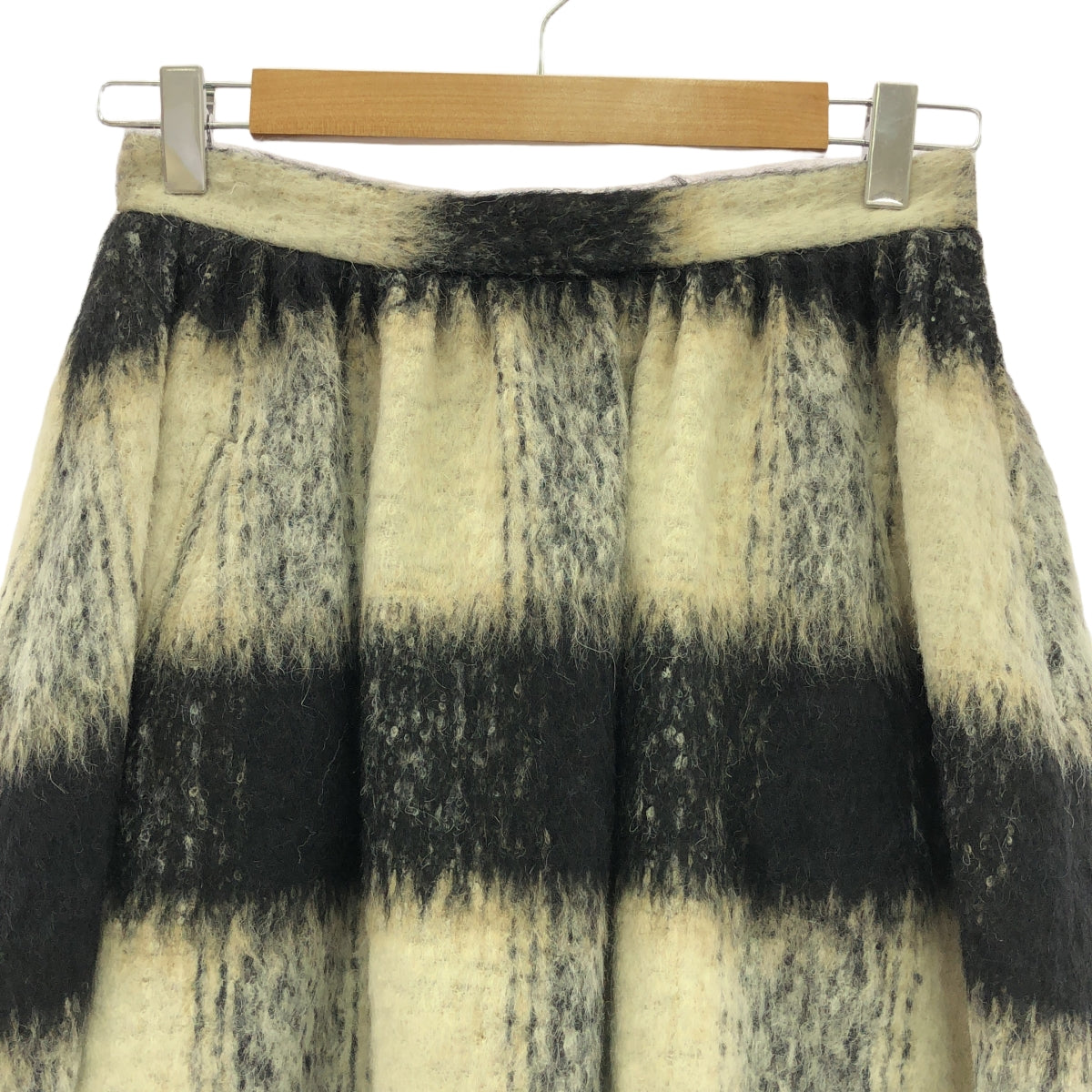 J&amp;M DAVIDSON / 제이앤엠 데이비슨 | 모헤어 알파카 혼합 플레어 스커트 | 6 | 블랙/베이지/화이트 | 여성