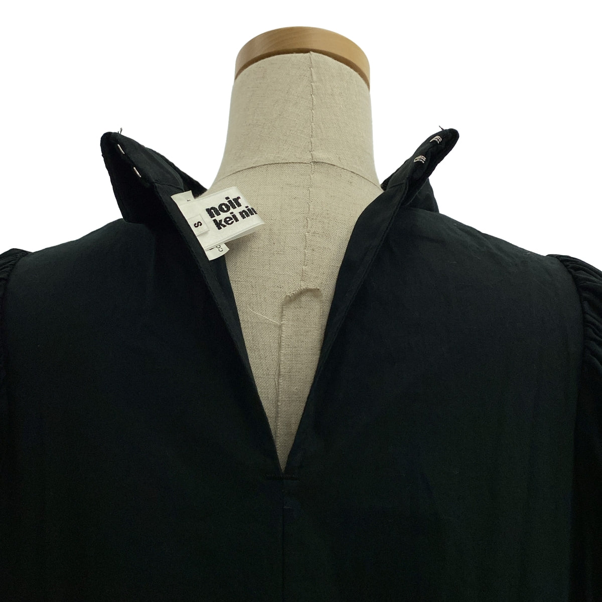 noir kei ninomiya / 느와르 케이니노미야 | 2021SS | 퀼팅 퍼프 슬리브 원피스 | S | 블랙 | 여성