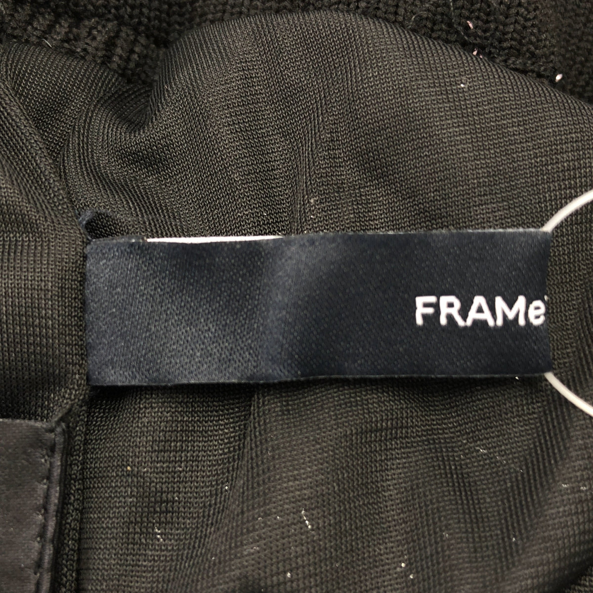 [近新] Framework | 2023 秋冬 | 羽毛金銀絲針織裙 / 有襯裡 | F 碼 | 銀色 | 女款