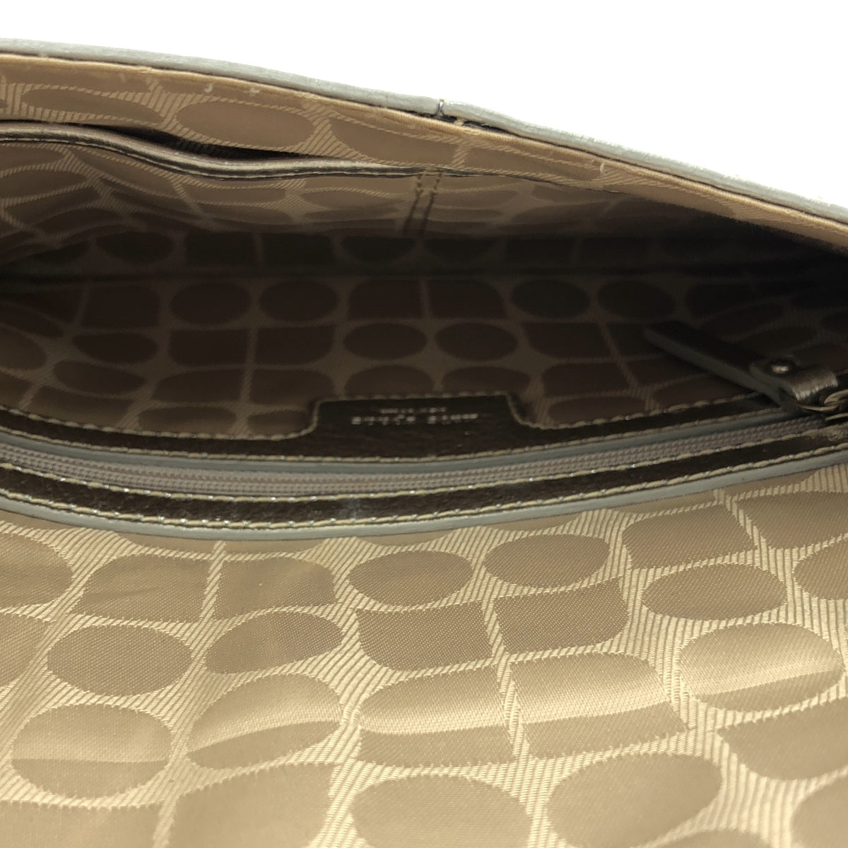 KATE SPADE / 케이트 스페이드 | 가죽 메탈릭 플랩 클러치 백 / 무늬 총 안감 | 실버 | 여성