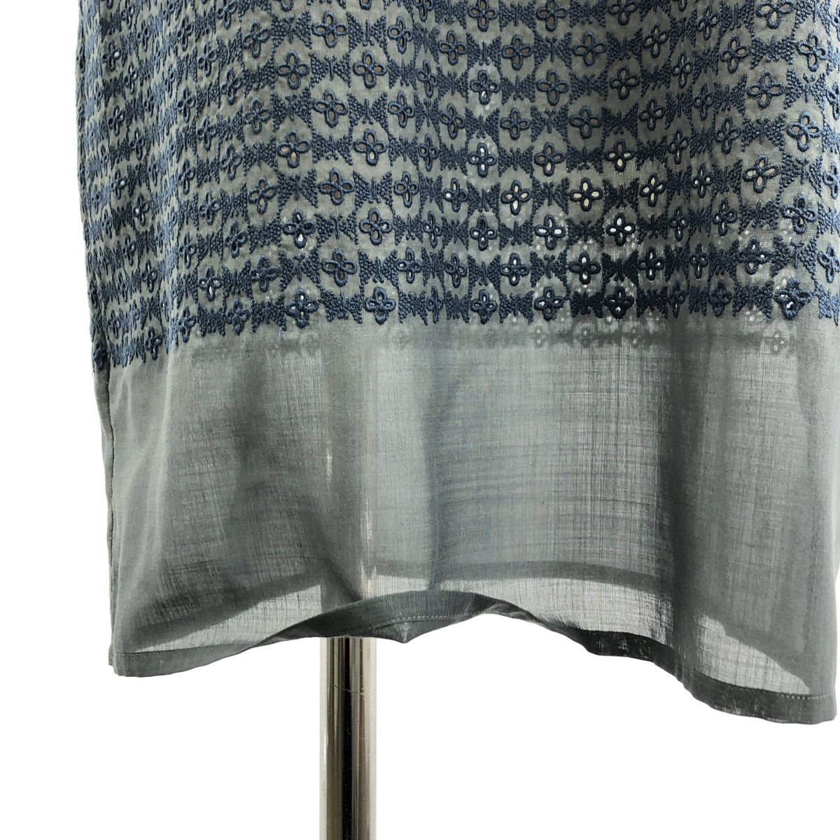 mina perhonen / 미나펠호넨 | beads garden / 비즈 가든 엠브로이드리 볼륨 슬리브 원피스 | 36 |