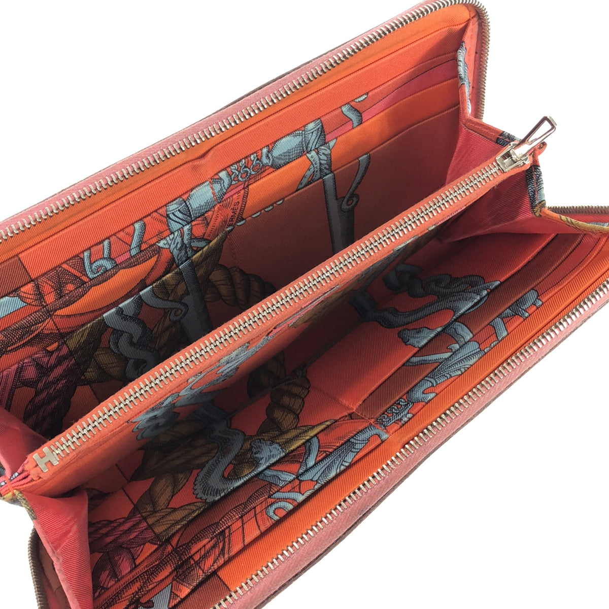 HERMES / 헤르메스 | della cavalleria U 각인 U 아작 실크 인 안감 스카프 패턴