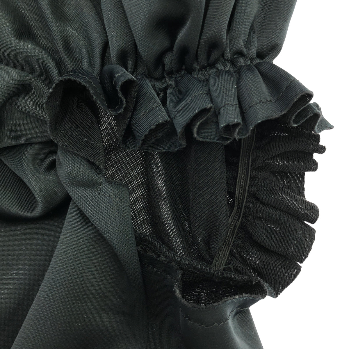 [狀況良好] COMME des GARCONS | 2019AW / AD2019 | 荷葉邊泡泡袖針織洋裝長洋裝 | M | 黑色 | 女款