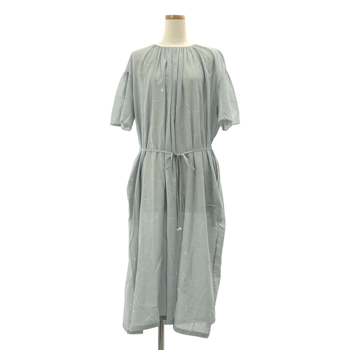 【美品】  mina perhonen / ミナペルホネン | Loysa ロイザ / ギャザー プリント ドレス ワンピース | 40-42 | グレー | レディース