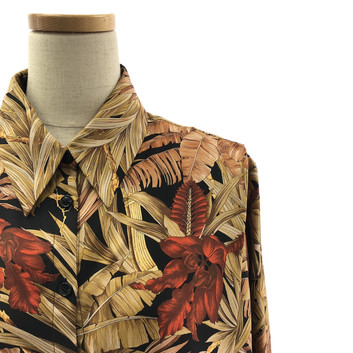 未使用級♡2024SS Ferragamo モノグラム シルク ブラウス 38 未使用級♡2024SS Ferragamo モノグラム シルク ブラウス 38 未使用級