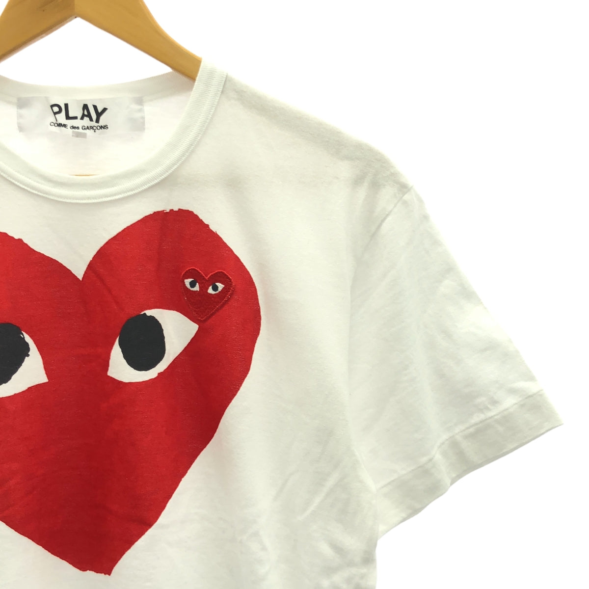 PLAY COMME des GARCONS / 플레이콤 데 갤슨 | 하트 프린트 &amp; 패치 크루 넥 티셔츠 | L | 남성