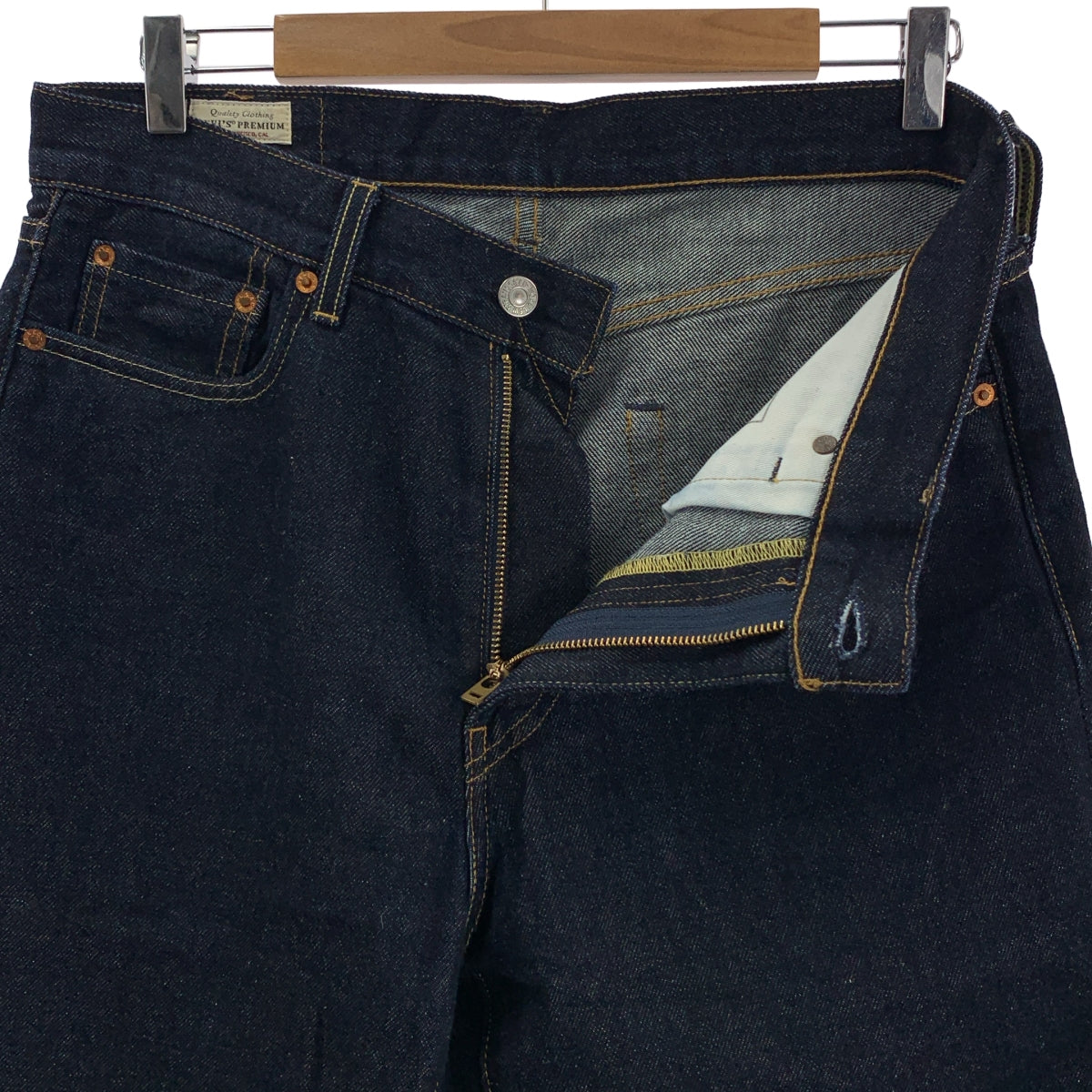 [狀況極佳] Levi's 568 Stay Loose 牛仔褲，Big-E，W30 碼，L30 碼，深靛藍色，男款