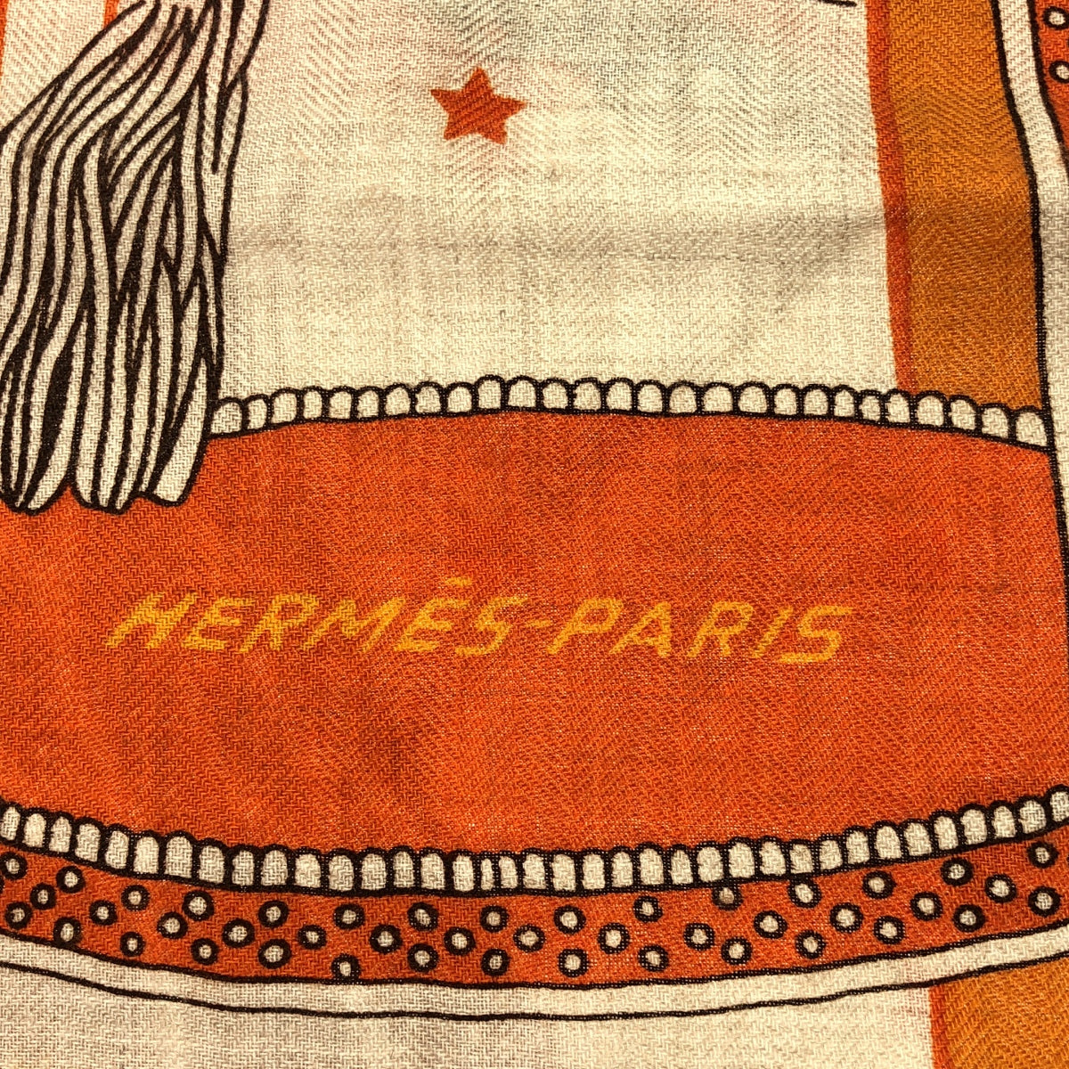 HERMES | 140 Selle de Dignitaire Bandana / 羊絨絲綢 / 貴賓馬鞍頭巾 / 羊絨和絲綢全印花大披肩/圍巾 |