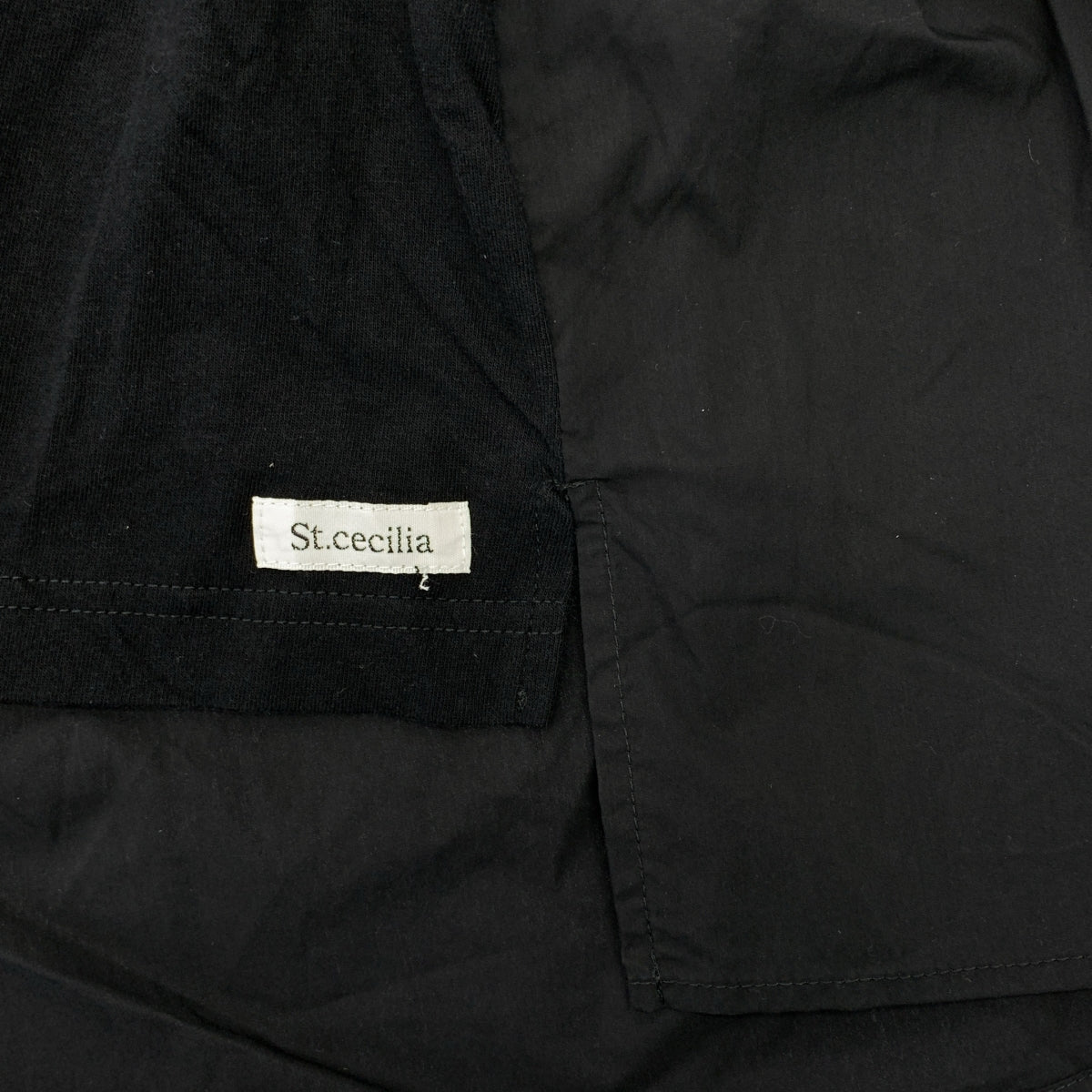 St. Cecilia | 單點標誌、寬袖、開衩、剪裁縫製襯衫 | F 碼 | 女款