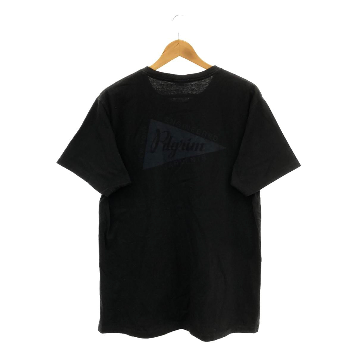 Engineered Garments / エンジニアドガーメンツ | × Pilgrim ピルグリムコラボ ロゴプリント ポケットTシャツ – KLD