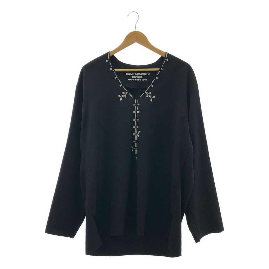 山本耀司男裝 | 2016 秋冬系列 | 復刻 1985-1986 秋冬系列 / 刺繡束腰襯衫 / 開衩套頭衫 | 2 |