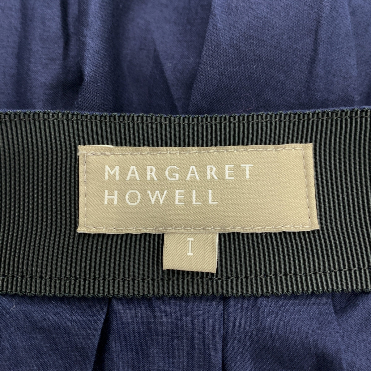 MARGARET HOWELL / マーガレットハウエル | ドットプリントタックスカート | 1 | ネイビー/ホワイト | レディース