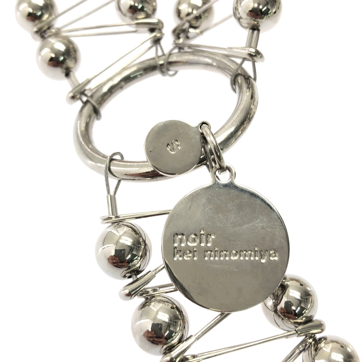 noir kei ninomiya / 느와르 케이니노미야 | 2025SS | 핀 진주 하네스 |