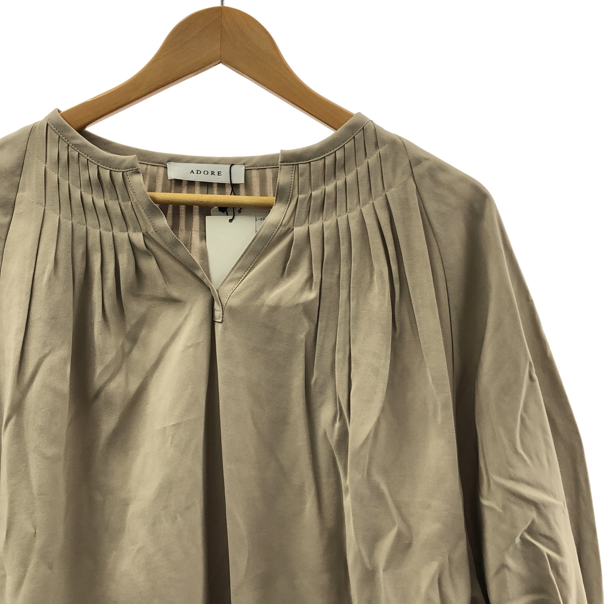 ADORE | 褶皺輕薄插肩袖襯衫 | 尺寸 38 | 女款