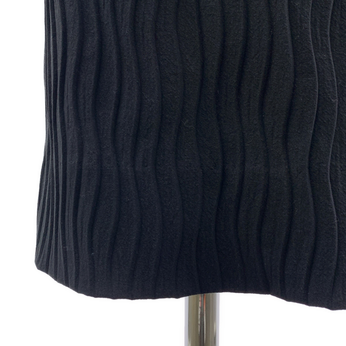 Mame Kurogouchi / 마메쿠로고우치 | 2025SS | Wave Pleats Baretop Dress / 베어 톱 드레스 원피스 | 1 | 여성