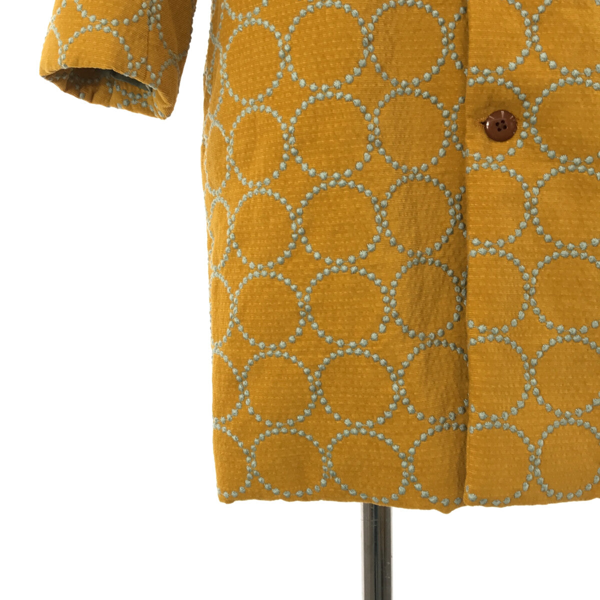 【新品】  mina perhonen / ミナペルホネン | 2022AW | tambourine COAT / 総裏地 タンバリン刺繍 リブ コート | 150/12Y | mustard | レディース