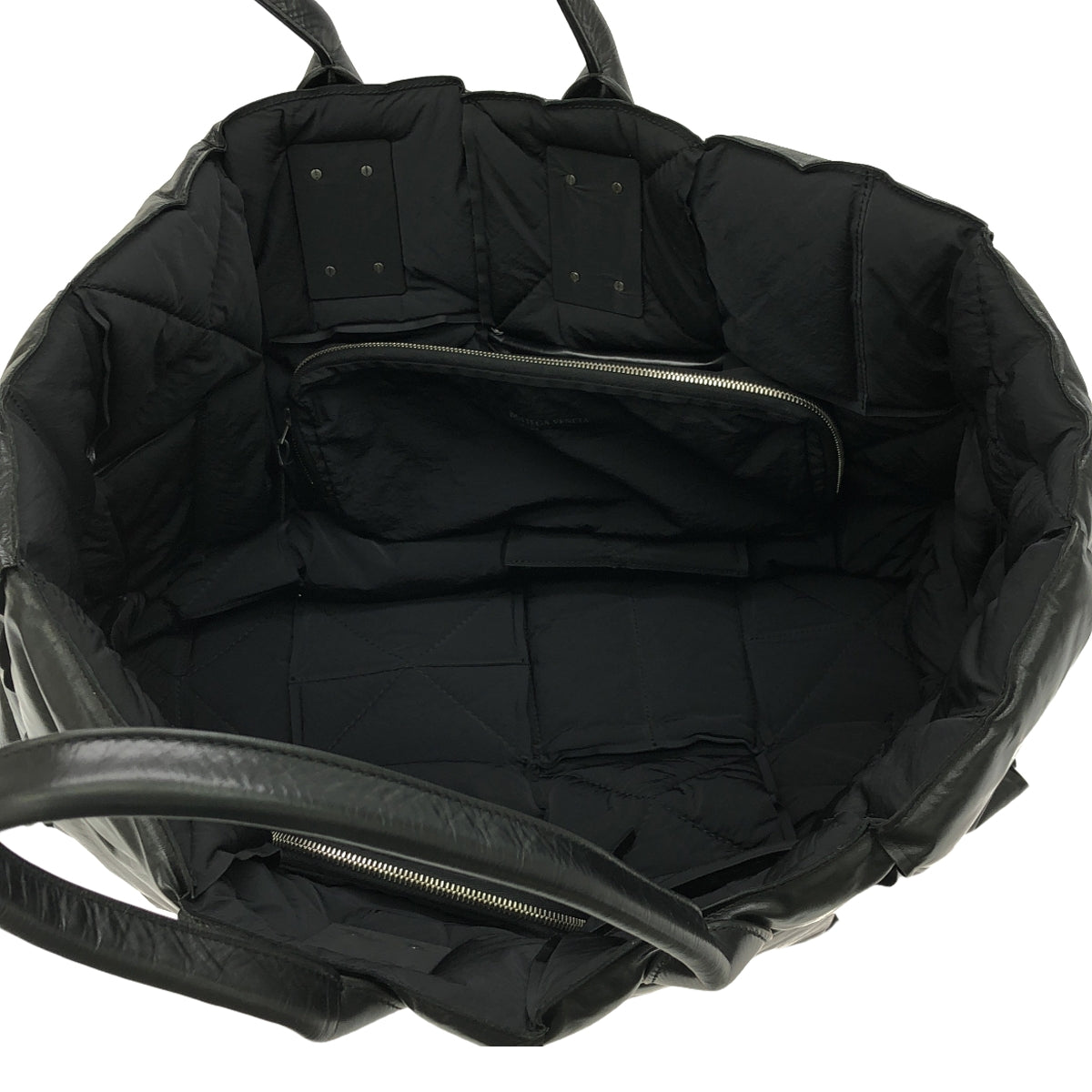 BOTTEGA VENETA | Padded Squash Maxi Intrecciato Tote Bag |