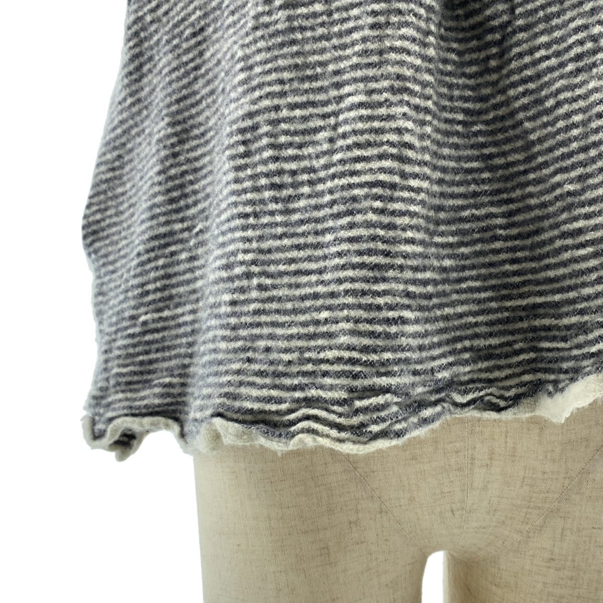 DANIELA GREGIS | 100% 羊絨 / 羊絨雙口袋針織毛衣配披肩 | F 碼 | 女款