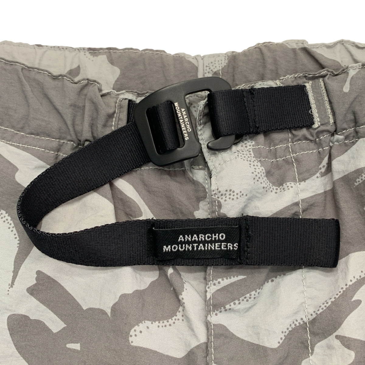 Mountain Research / 마운틴 리서치 | Baggy Shorts / 총 무늬 버기 반바지 반바지 | L | 남성