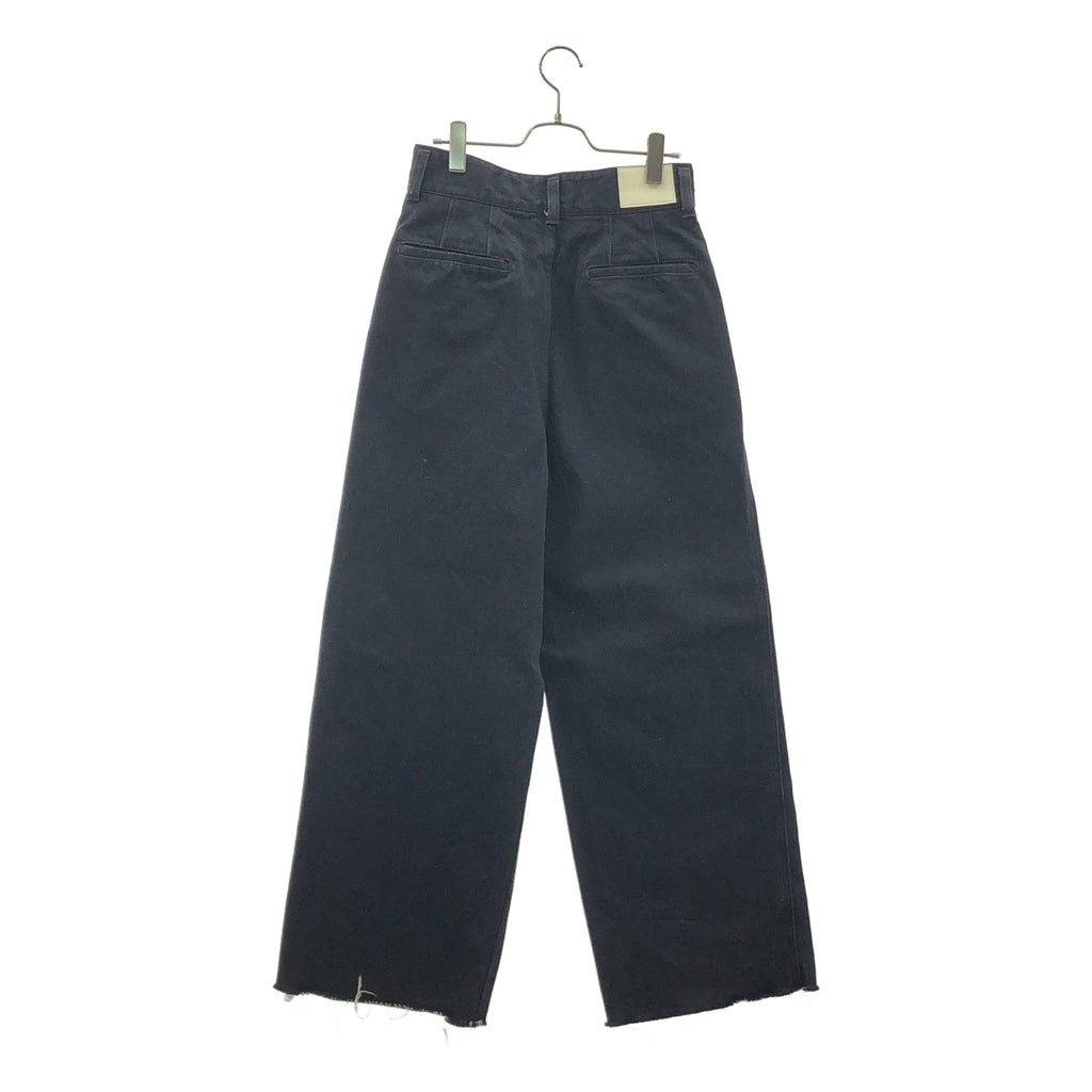 CINOH / チノ | Hi-Waist Pin Tuck Denim / インディゴ染め加工 ロゴレザーパッチ カットオフ ワイド デニムパンツ | 28 | レディース