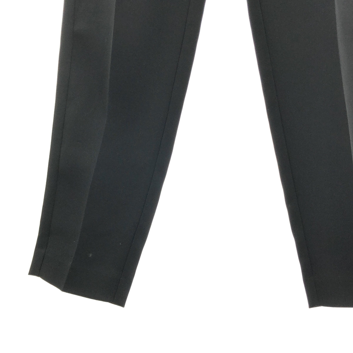 L'UNE / 룬느 | Tucked Tapered Pants 사이드라인 테이퍼드 팬츠 | 34 | 블랙 |