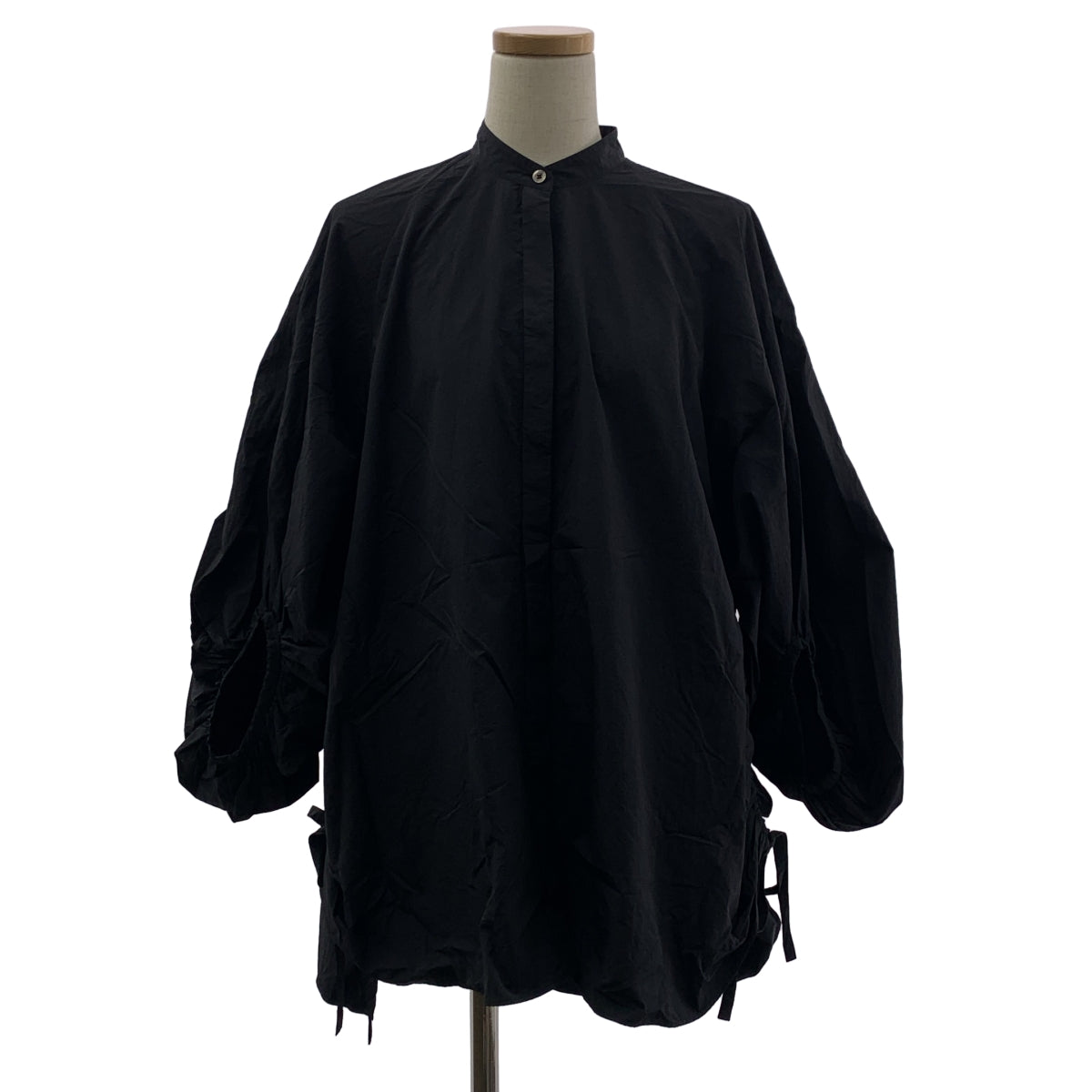 LE PHIL / 루피루 | 볼륨 슬리브 로고 버튼 게더 셔츠 블라우스 | F | 여성