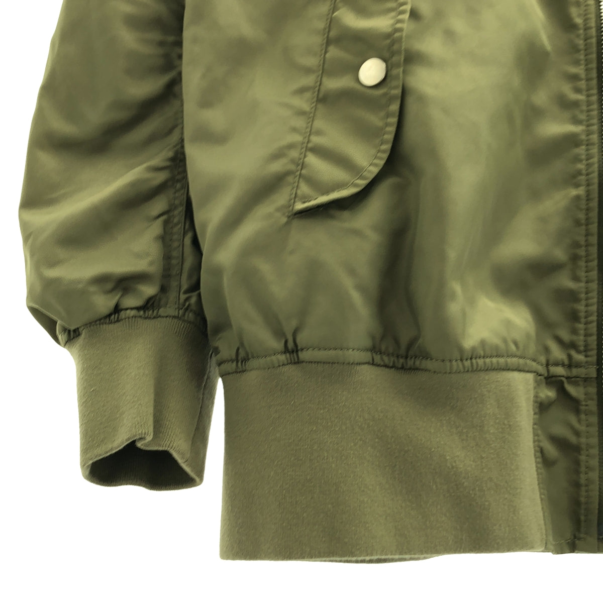 【成色極佳】Whim Gazette MA-1 軍用飛行夾克，附徽章 | F 碼 | 卡其色 | 女款