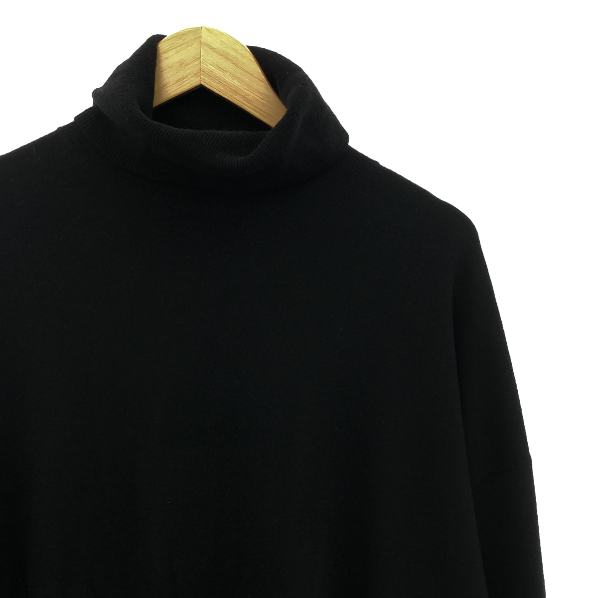 ATON | Wool high gauge oversized turtleneck knit | 06 | Black | Men's