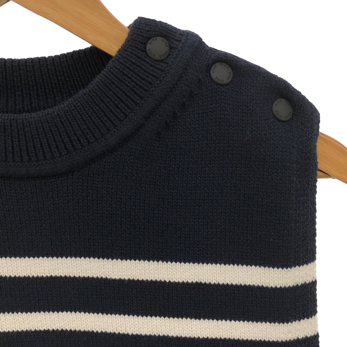 HYKE / Hike | STRIPED SWEATER CROPPED TOP knit vest |