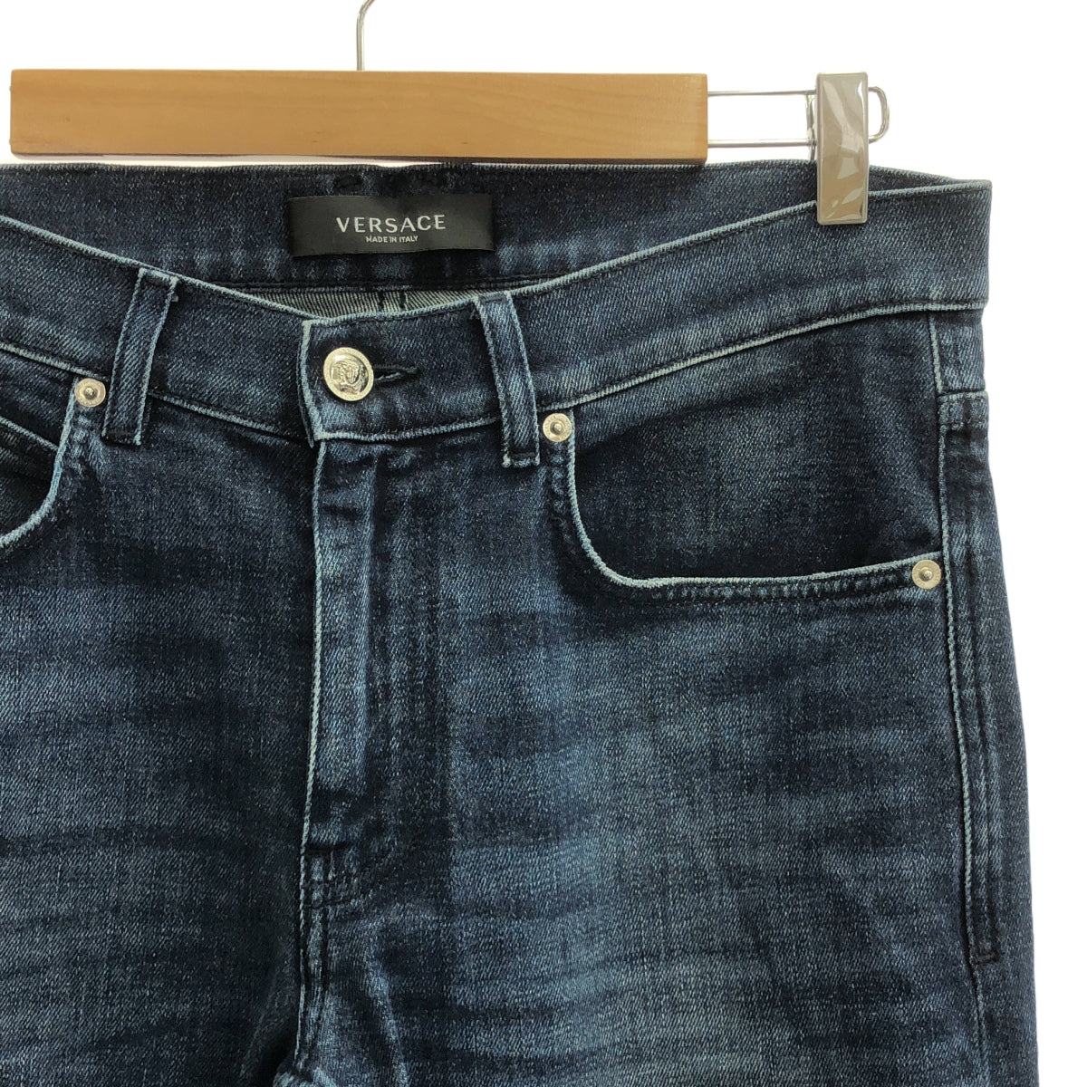 詹尼范思哲 |破舊美杜莎貼片牛仔褲 |尺寸 32 |靛藍 |男士