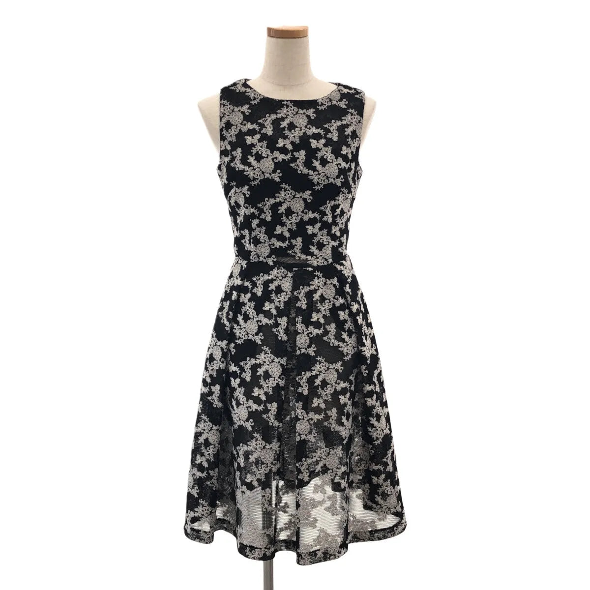 AINEA / アイネア | フラワーデザイン フレアワンピース | 38 | レディース