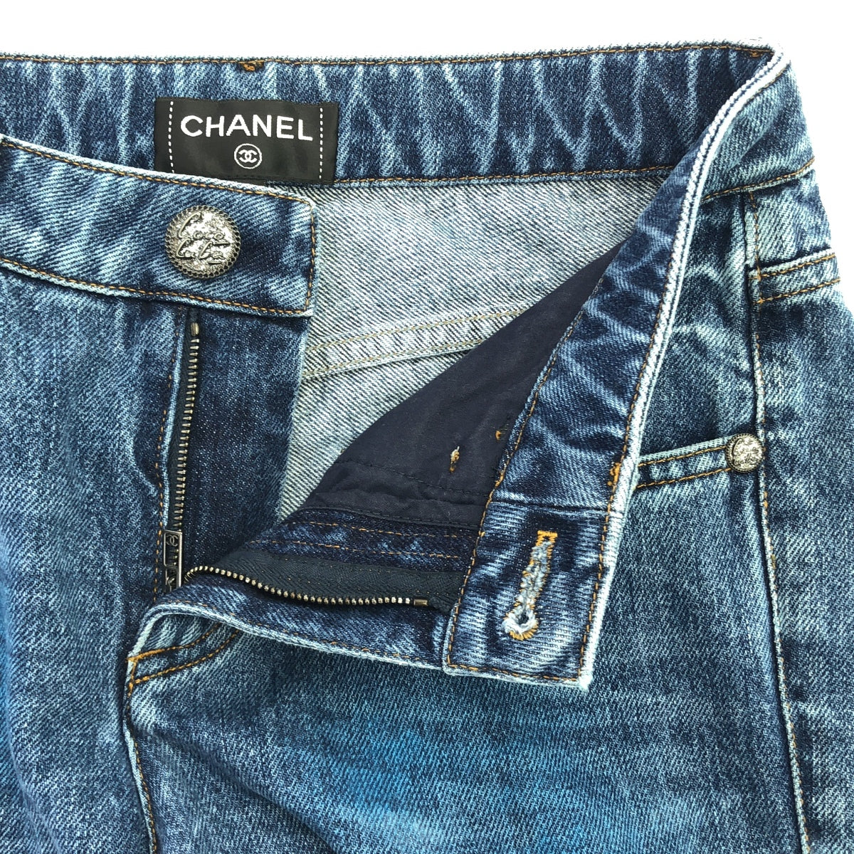 【美品】  CHANEL / シャネル | ペイント加工 ココマーク裾ジップ デニムパンツ | 34 | インディゴ | レディース