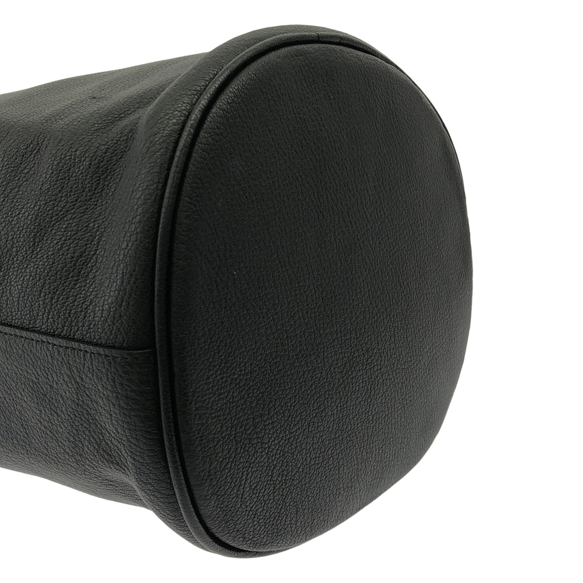 ARTS&SCIENCE / アーツアンドサイエンス | Oval lantern bag M (Baby goat) / レザー 巾着 オーバルランタンバッグ |