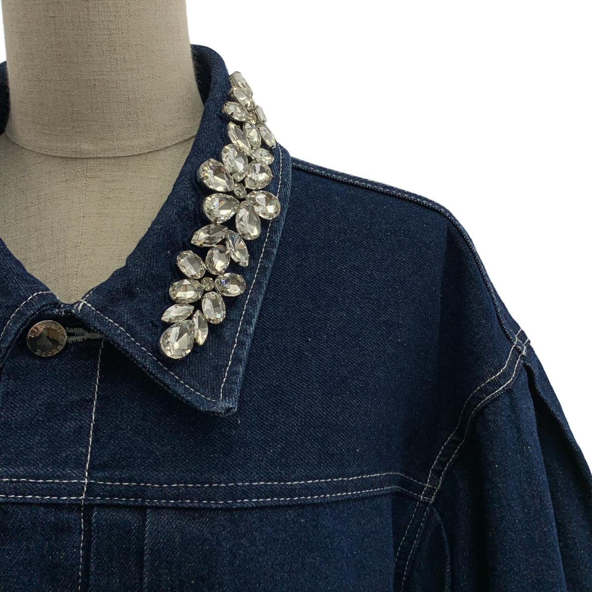 Simone Rocha / シモーネロシャ | 2025SS | ビジュー 装飾 ダブルアジャスター レザーパッチ ロゴボタン オーバー デニムジャケット | S | レディース